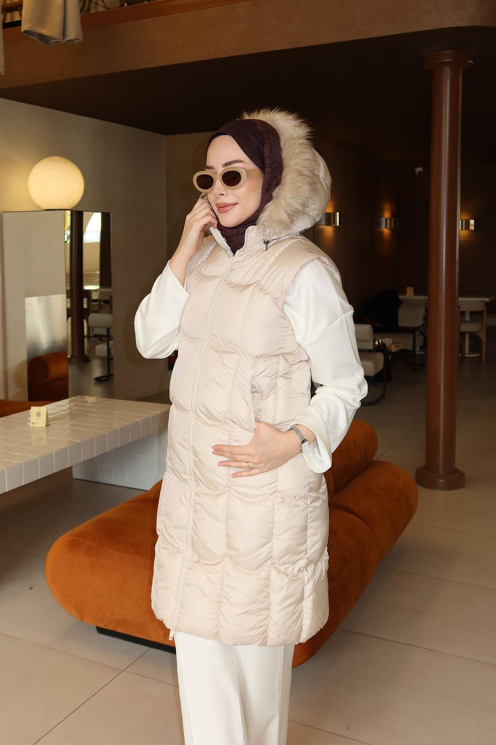 Kapüşonlu Şişme Yelek Krem