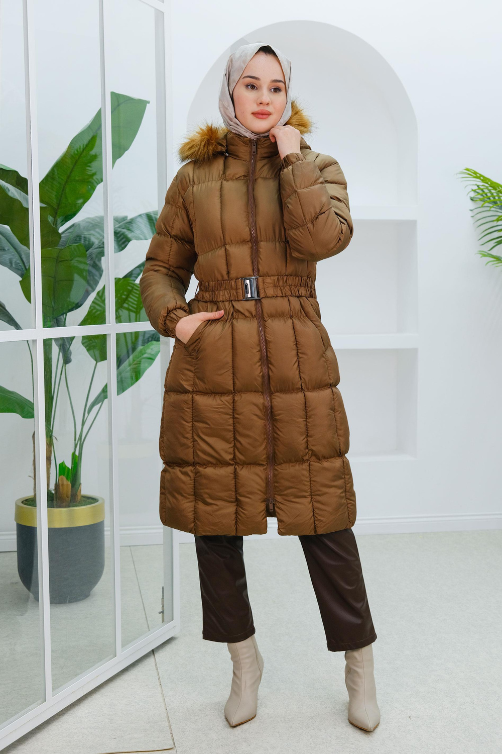 Kare Desenli Şişme Mont Taba