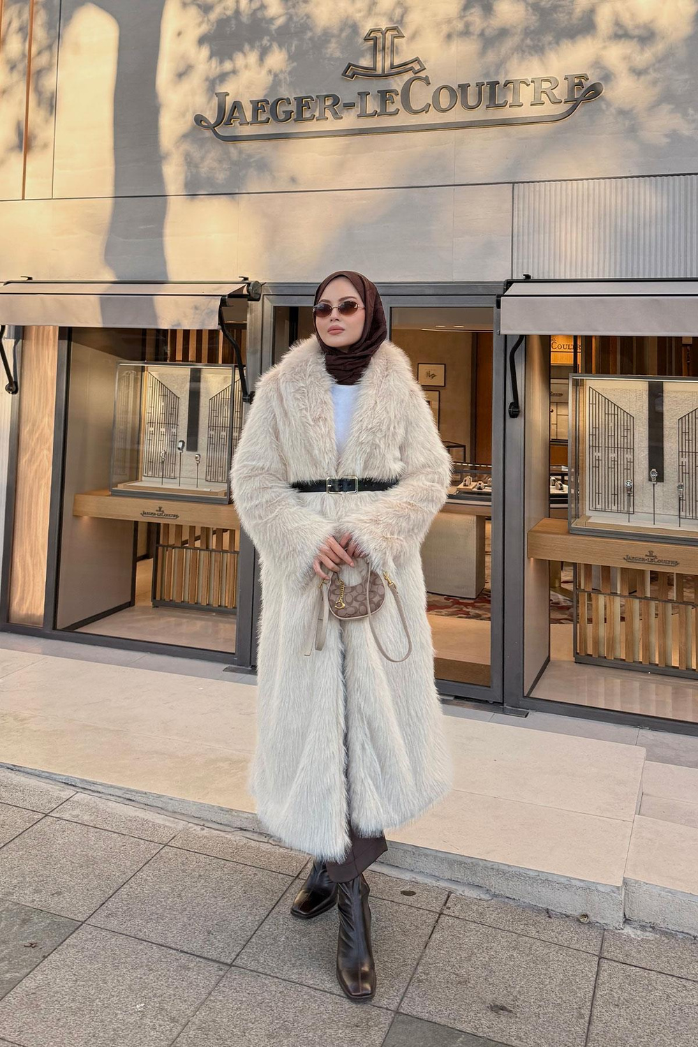 Kemer Detay Kürk Kaban Taş