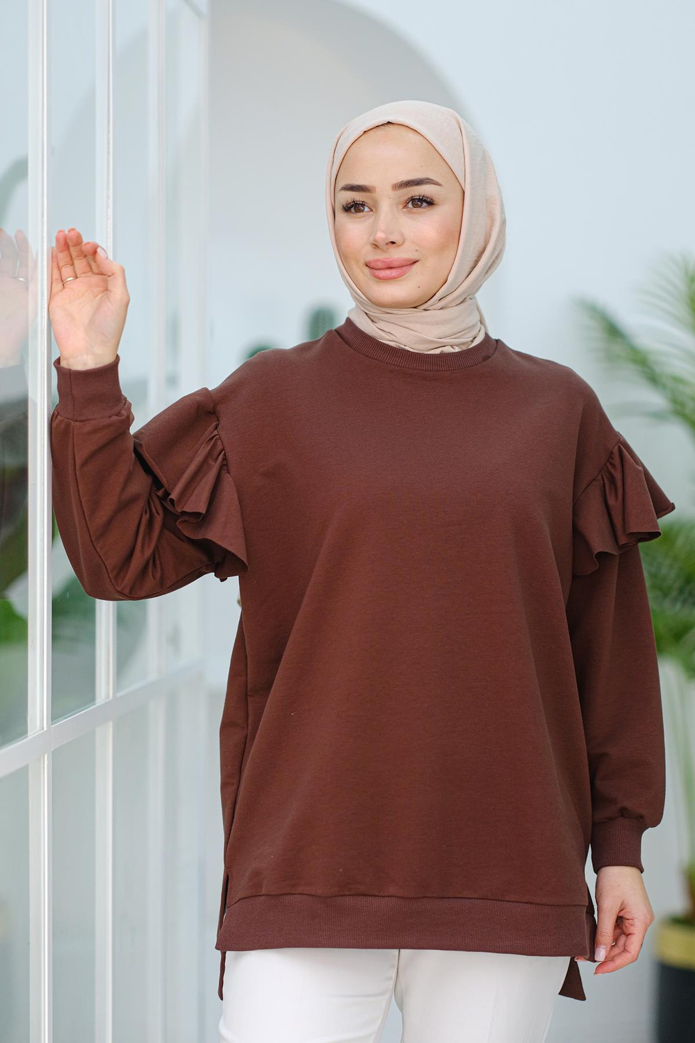 Kolu Fırfırlı Tunik  Kahverengi