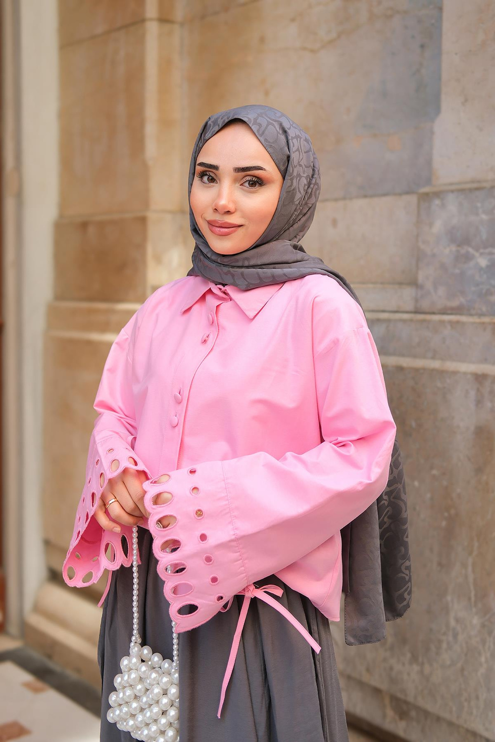 Kolu Nakışlı Gömlek Pembe