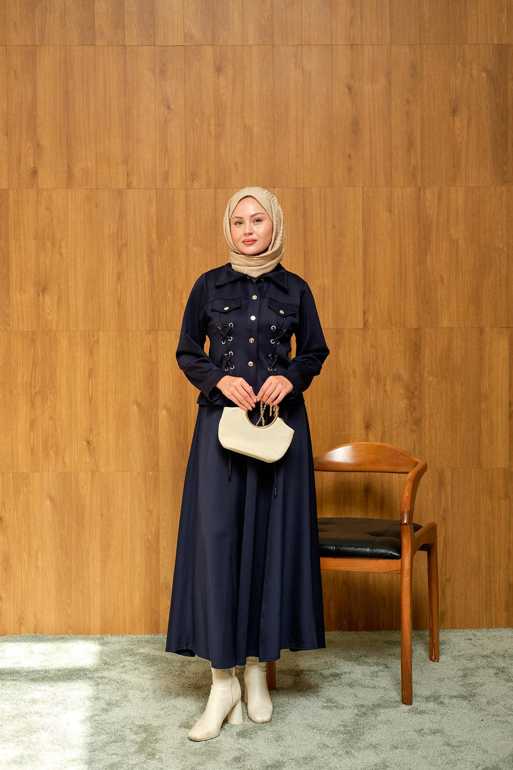 Menra Kuşgözü Detaylı Takım Lacivert