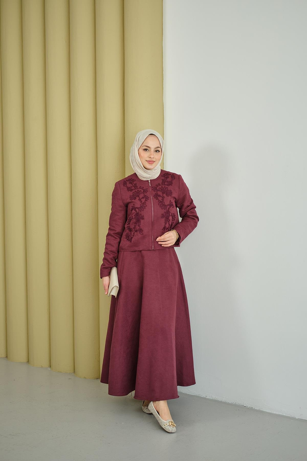 Nakışlı Nubuk Detay Takım Bordo