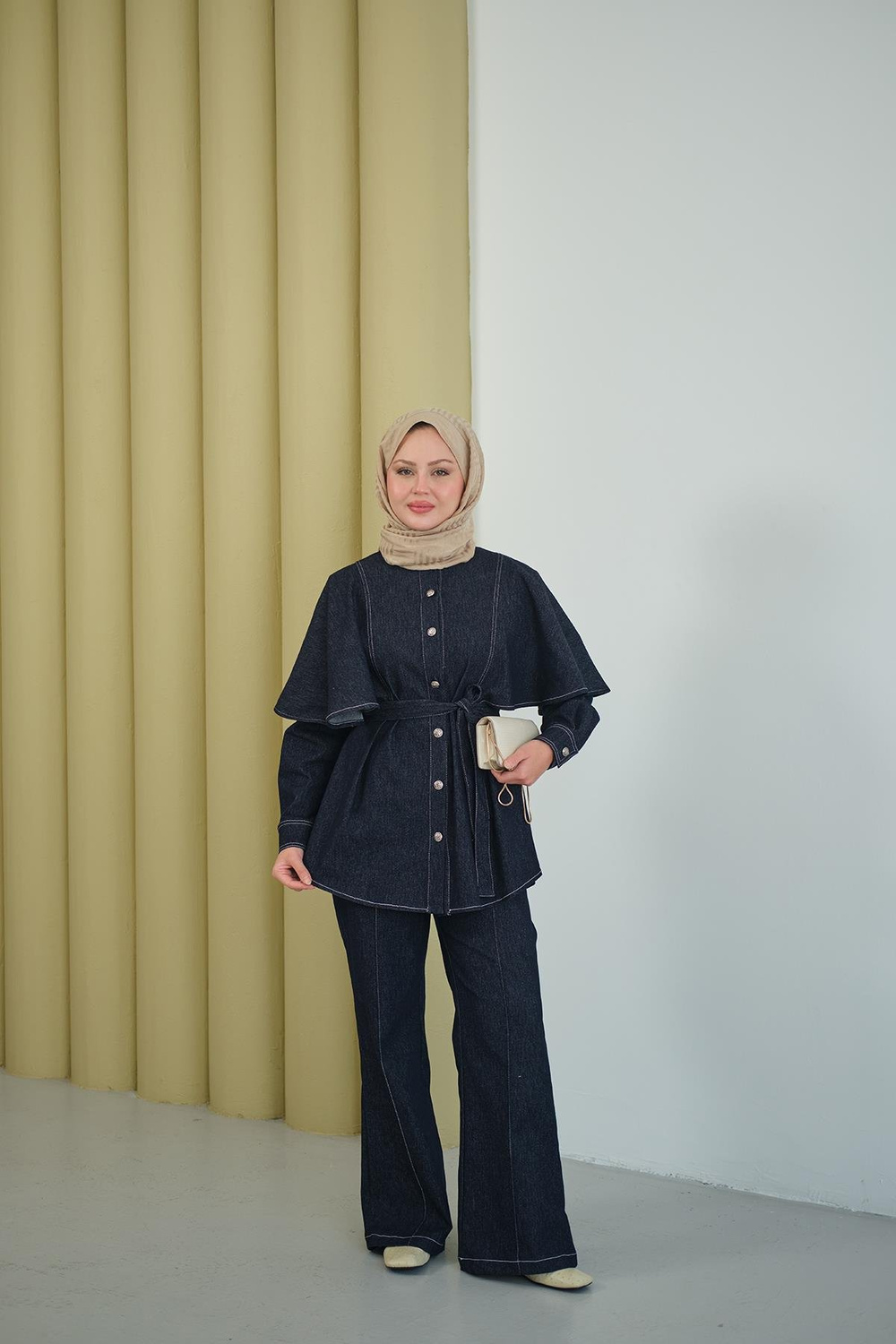 Omuz Pelerin Detay İkili Takım Lacivert