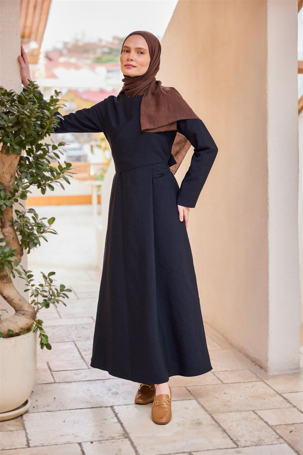 Önü Alerli Cupra Elbise Lacivert