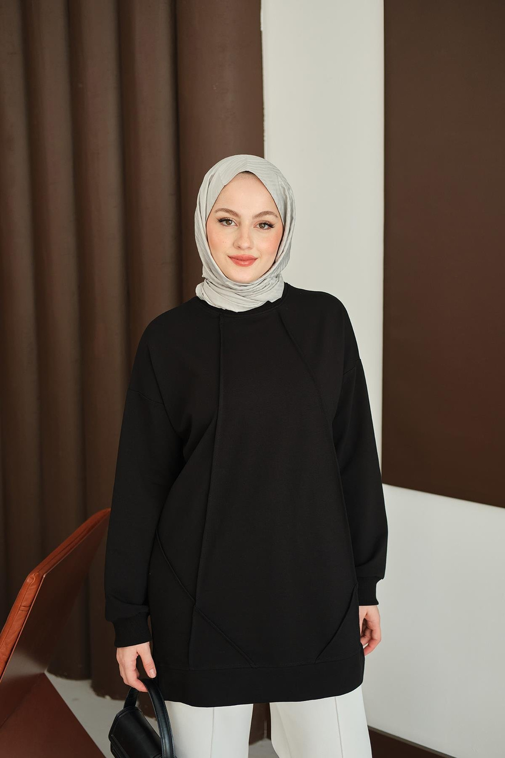 Önü Dikiş Detay Tunik Siyah