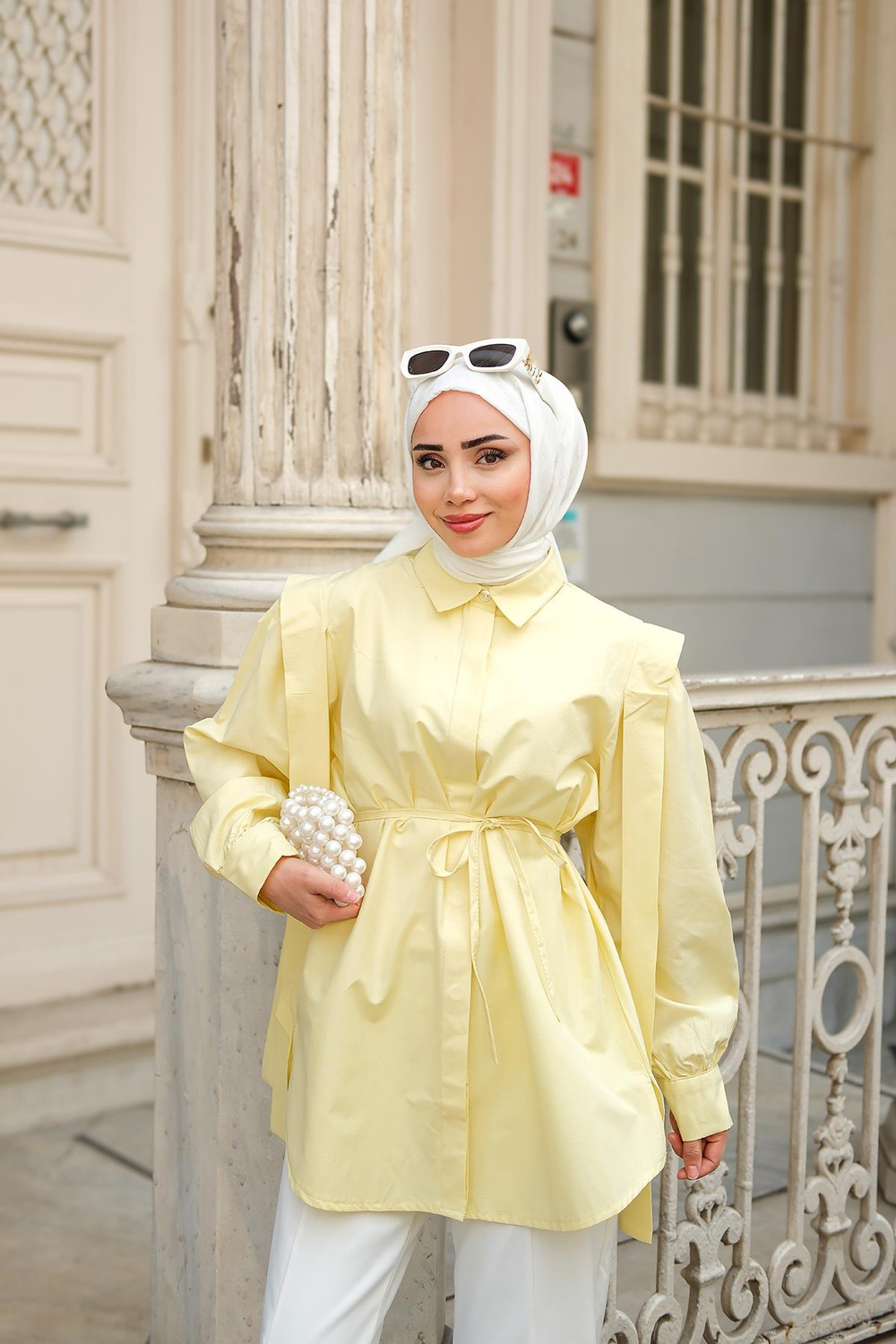 Pile Detay Önü Gizli Düğmeli Gömlek  Sarı