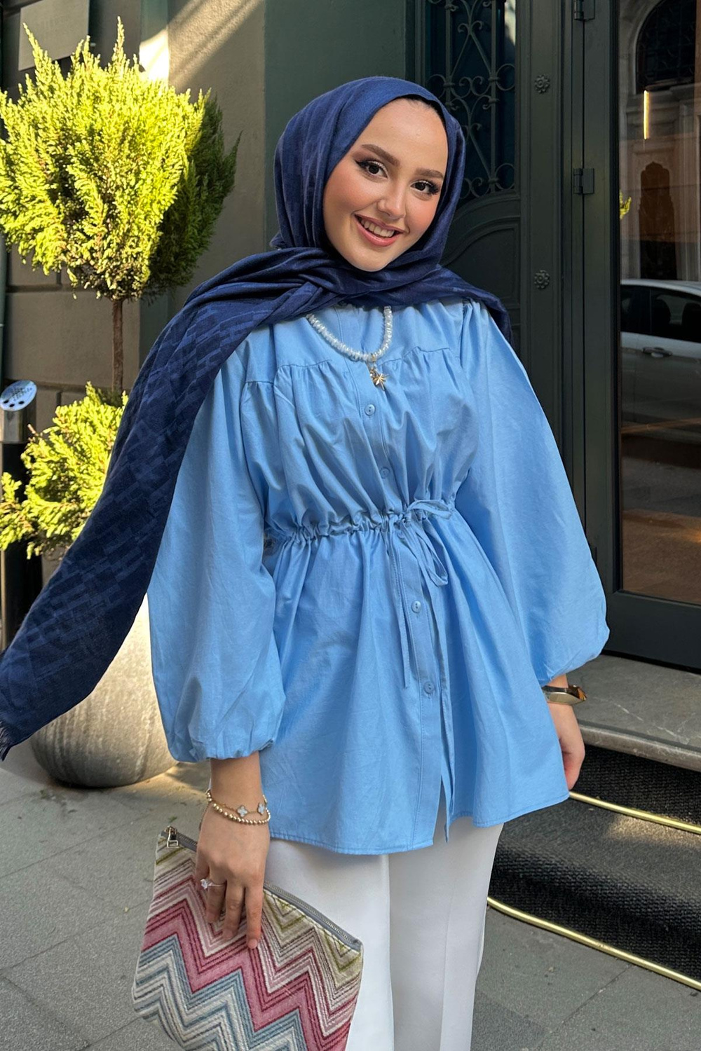 Robadan Büzgü Detaylı Balon Kol Gömlek Mavi