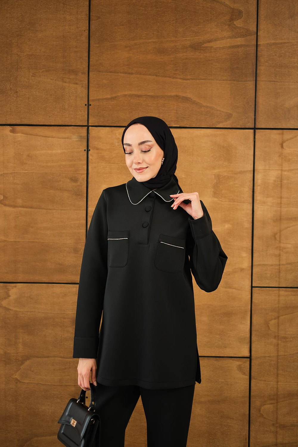 Taş Detay Cepli Takım Siyah