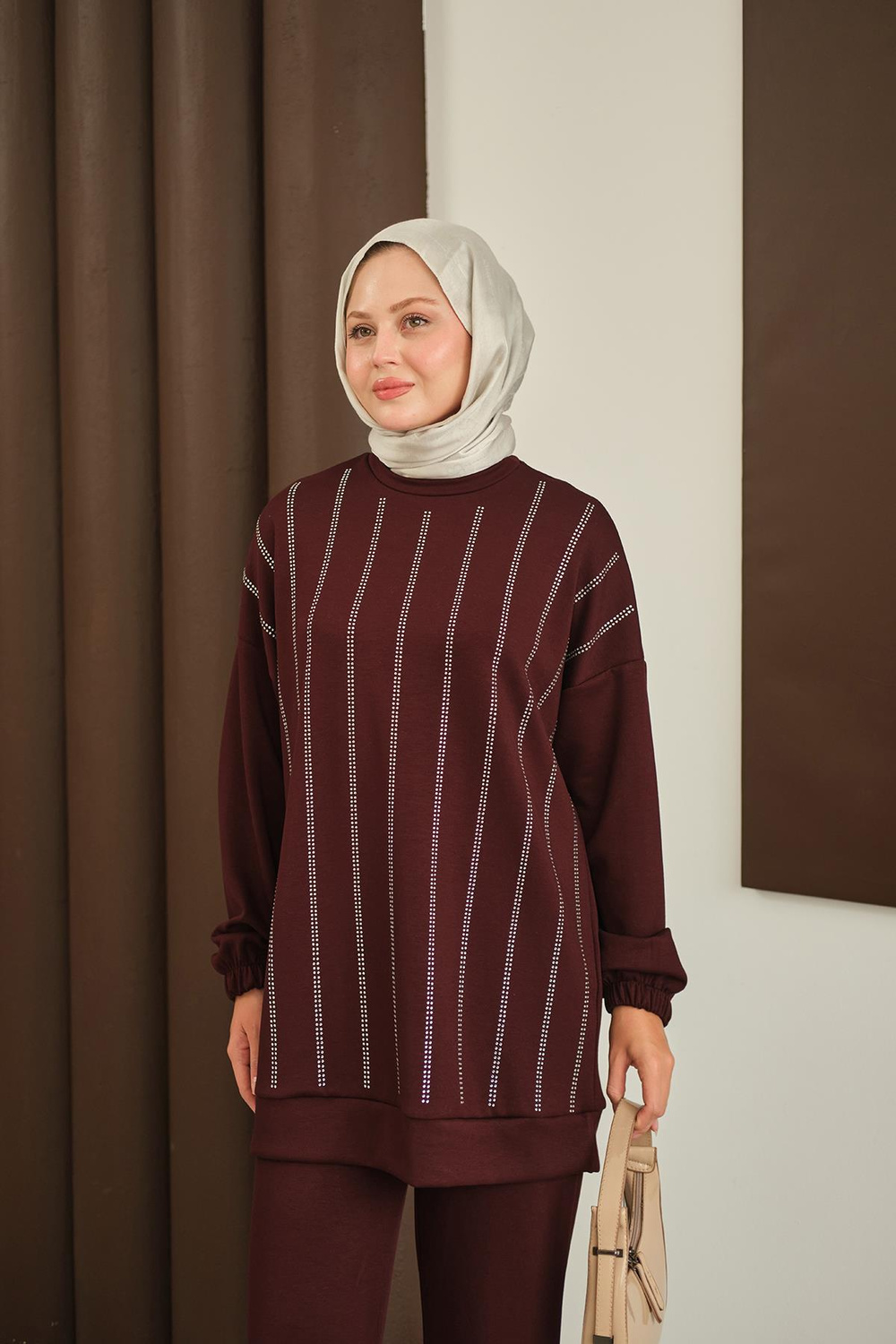 Taş Detay Takım Bordo