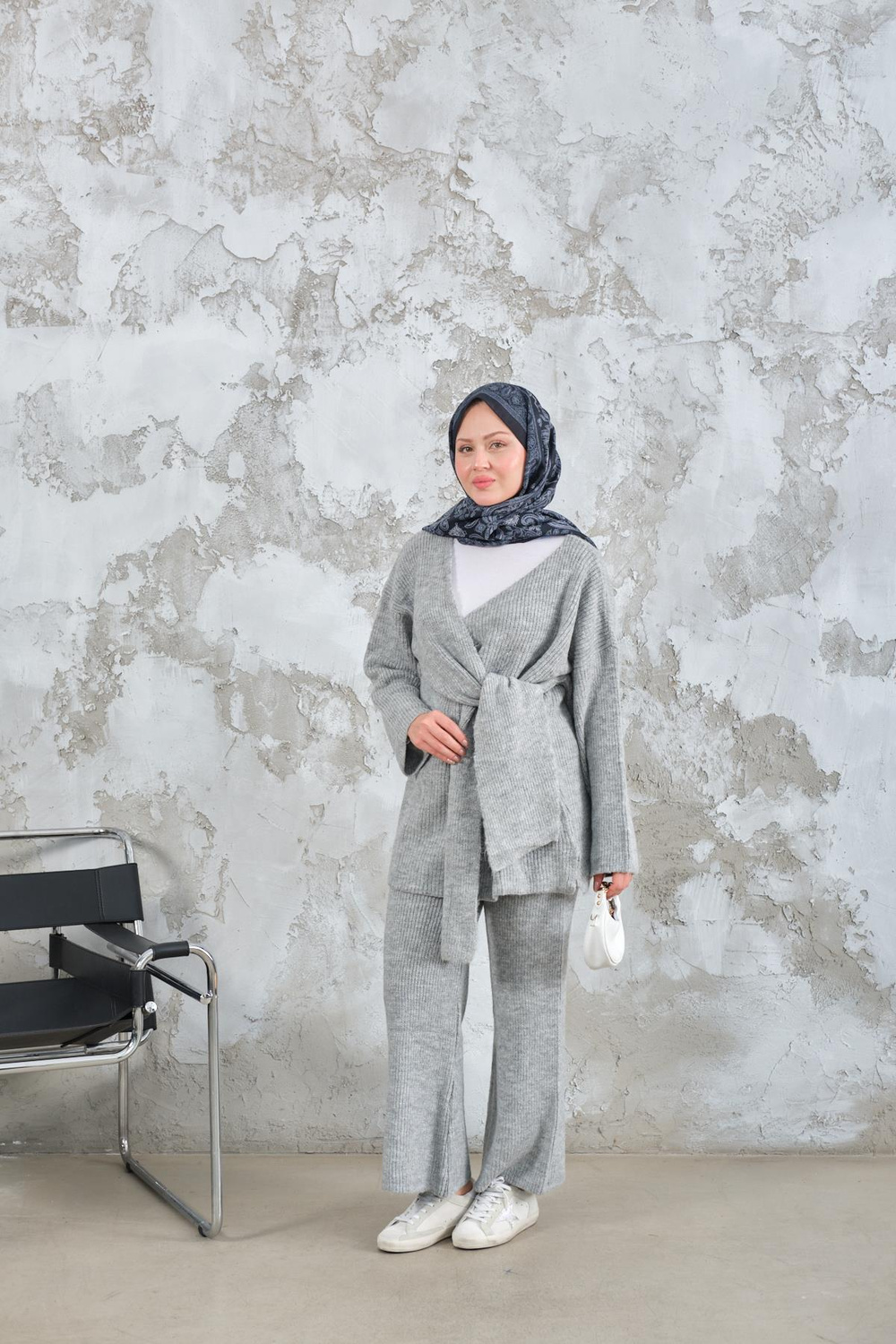 Yan Bağlama Detaylı Triko Takım Gri