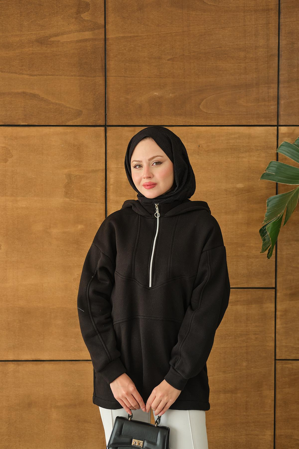 Yarım Fermuarlı Kapüşonlu Sweat Siyah