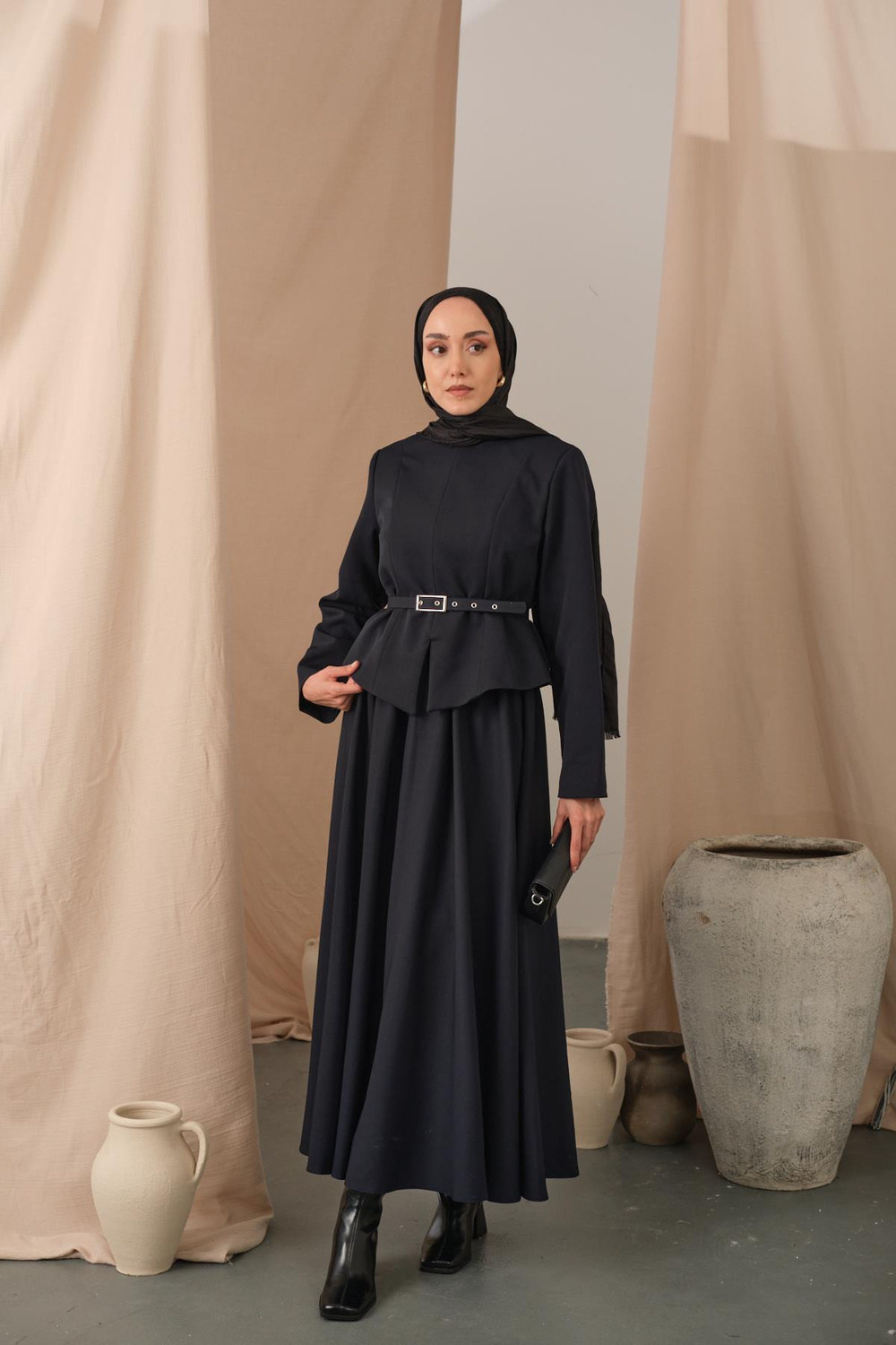 Yırtmaç Detaylı Takım Lacivert