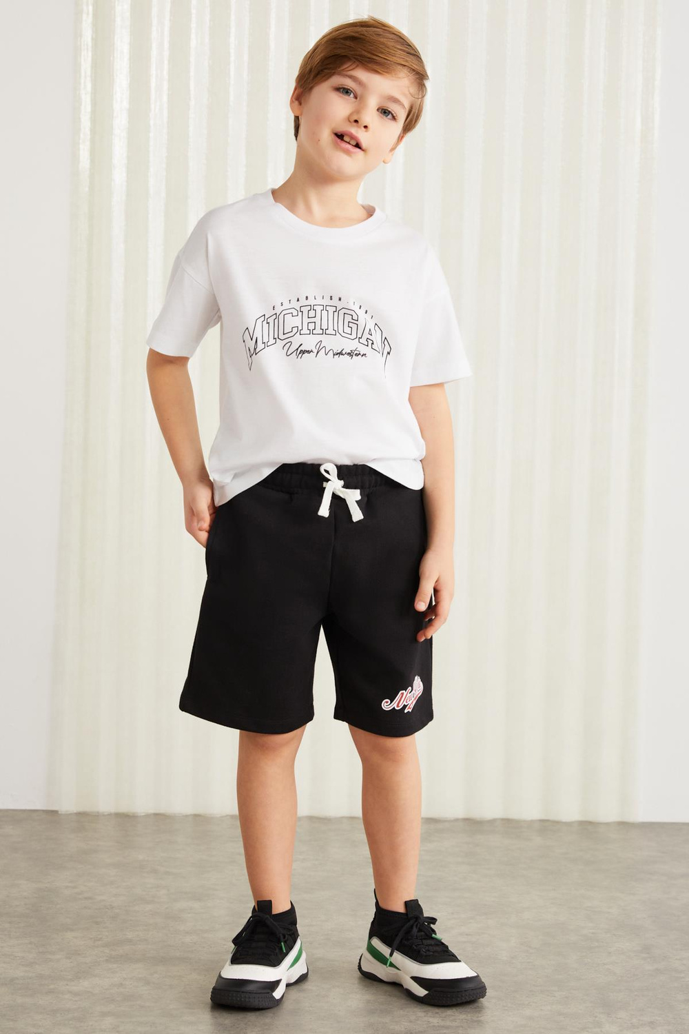 DARVELL-GRM24007 100% pamuk baskılı erkek çocuk şort Siyah Şort