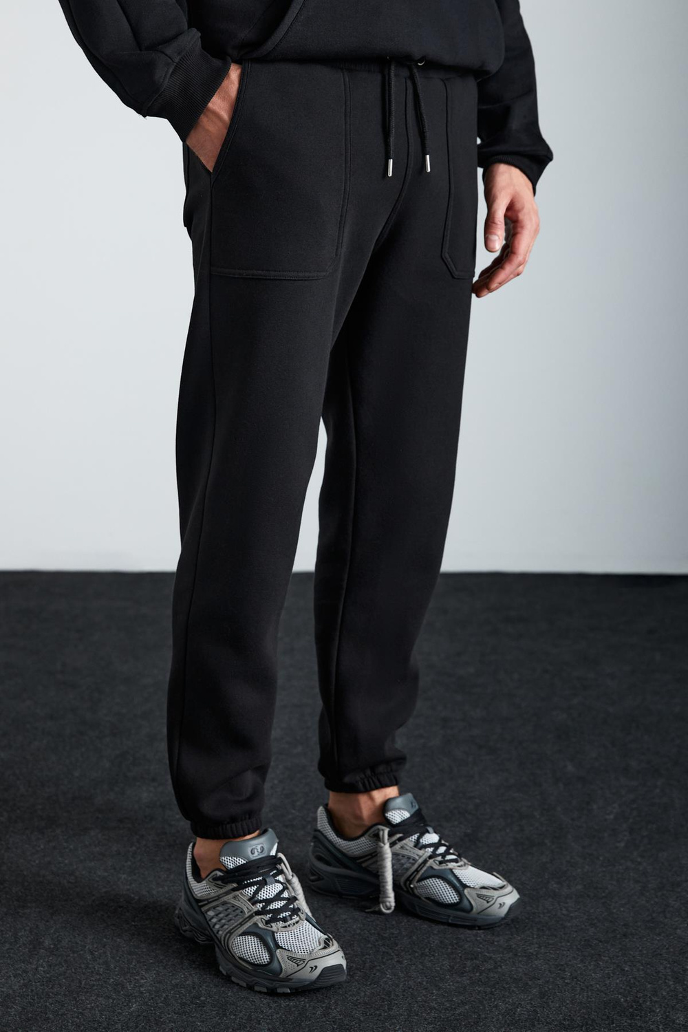 GORAN Erkek Organik Pamuklu İçi Polarlı Cepleri Üstten Paçası Lastikli Siyah Eşofman Altı