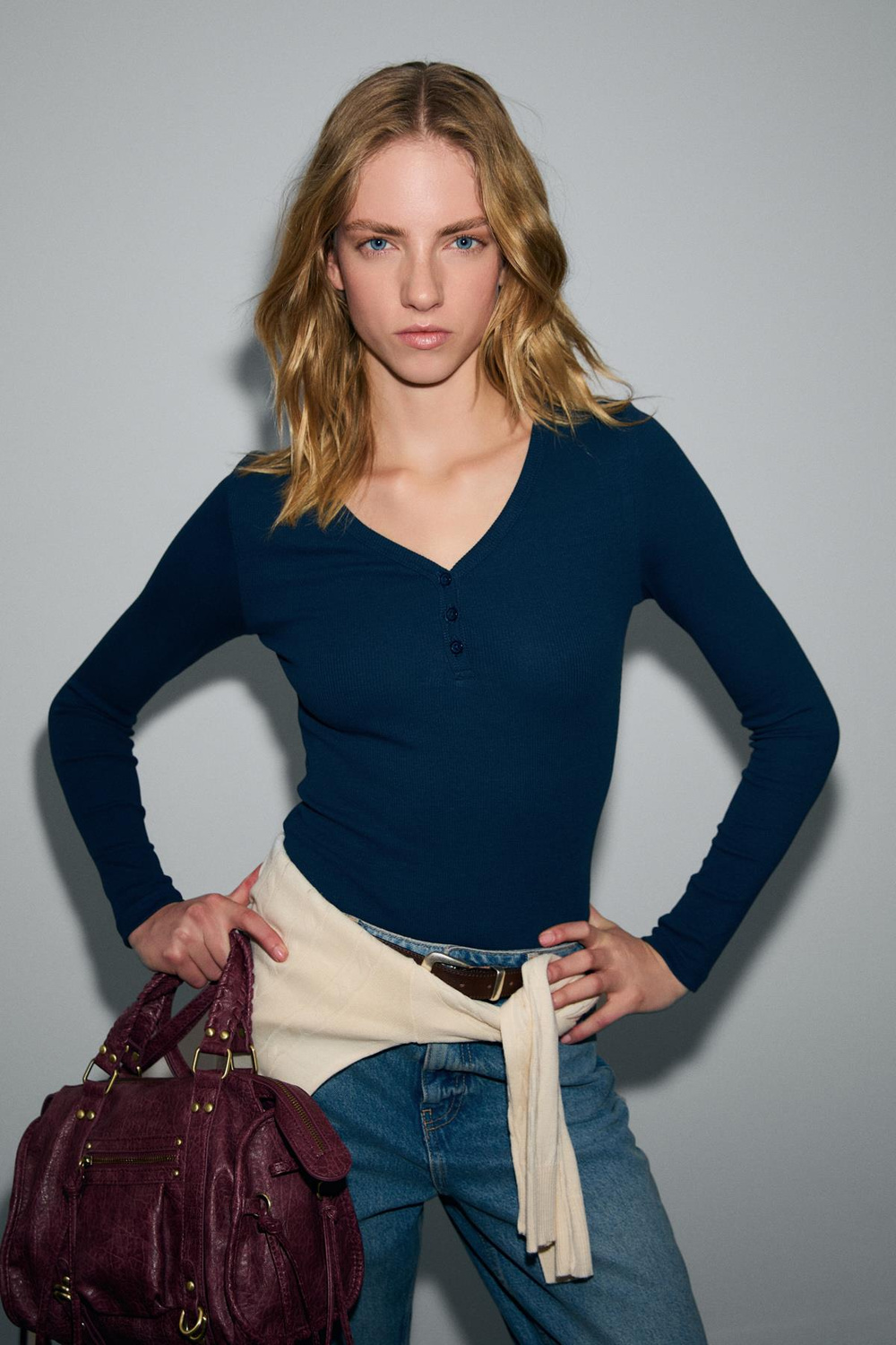 KALANI Kadın Uzun Kollu V Yaka Patlı Düğmeli Lacivert Body