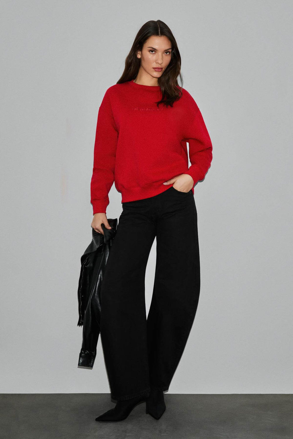 MOTION Kadın Organik Pamuklu İçi Polarlı Yuvarlak Yaka Patch Detaylı Oversize Kırmızı Sweatshirt