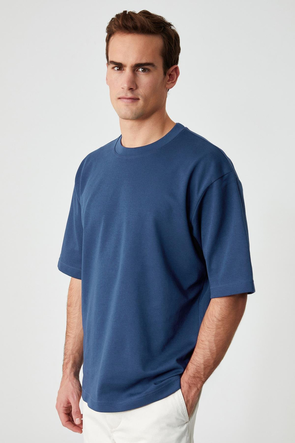 Solo Erkek %100 Organik Pamuklu Kalın Dokulu Comfort Fit Bisiklet Yakalı Navy T-Shirt