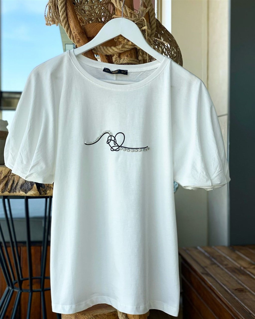 Balon Kol Taş Detaylı Tshirt