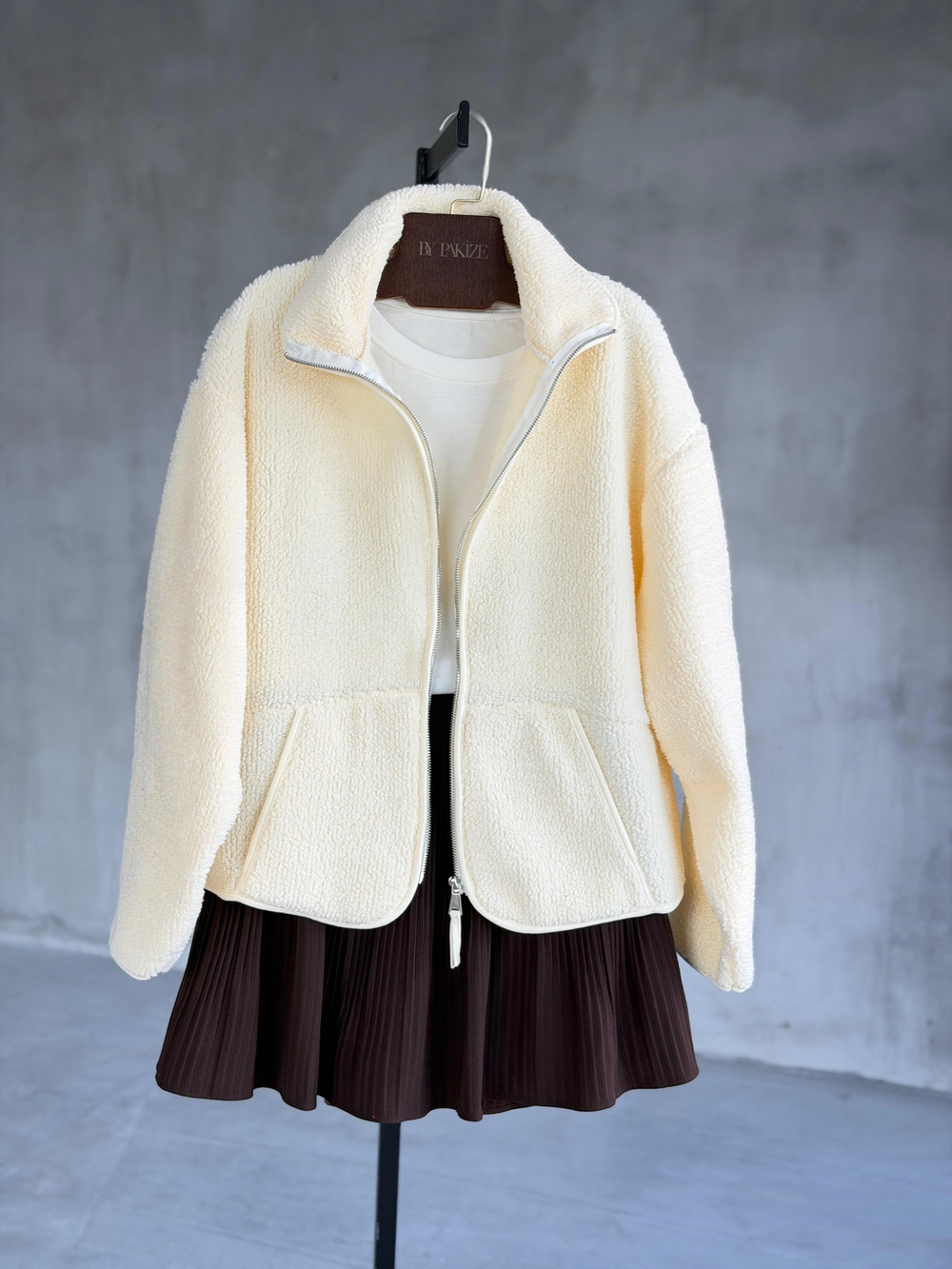 Basic Fermuarlı Peluş Teddy Ceket (Krem)