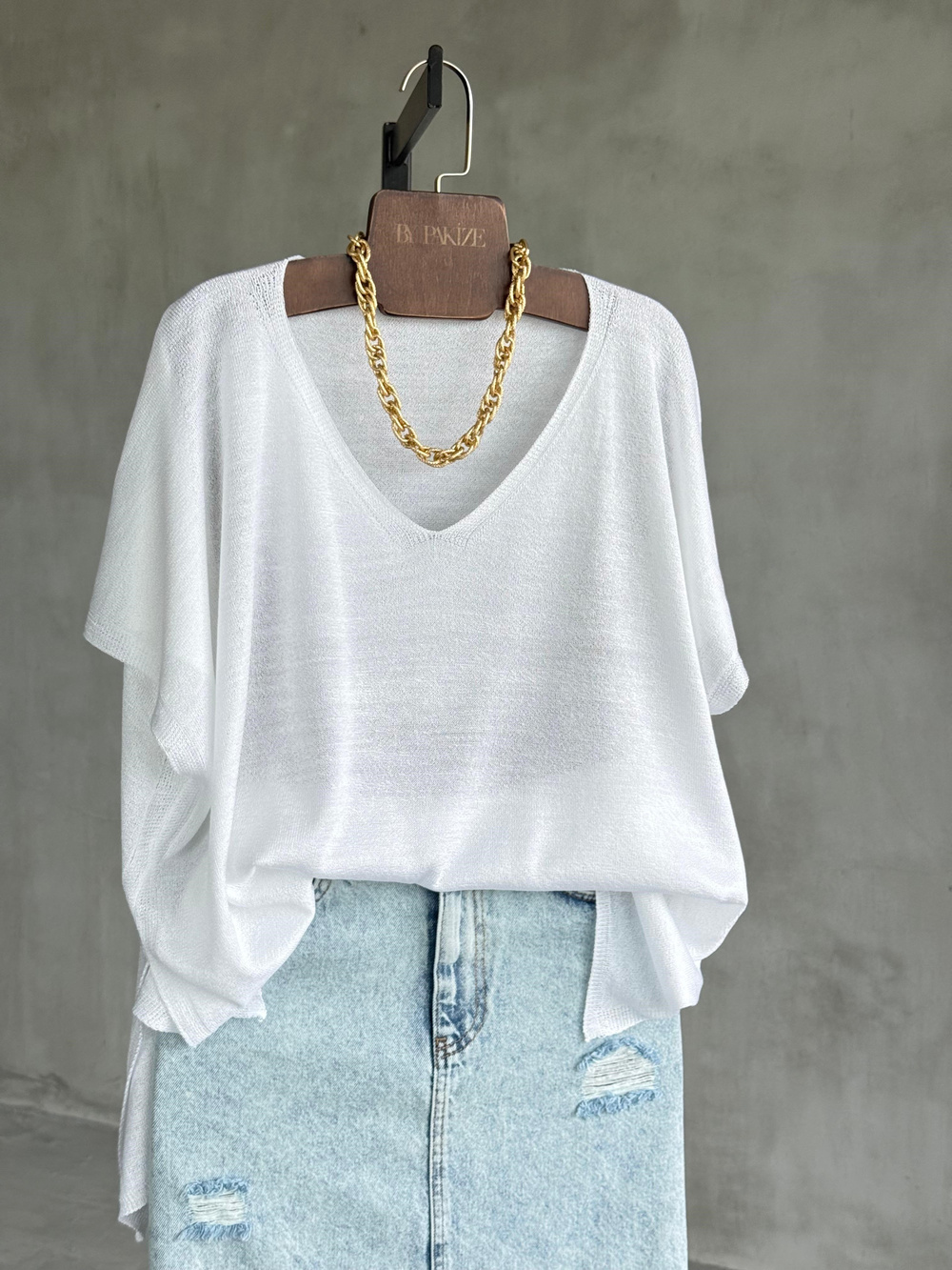 Basic Oversize Merserize Yan Yırtmaç Triko (Beyaz)