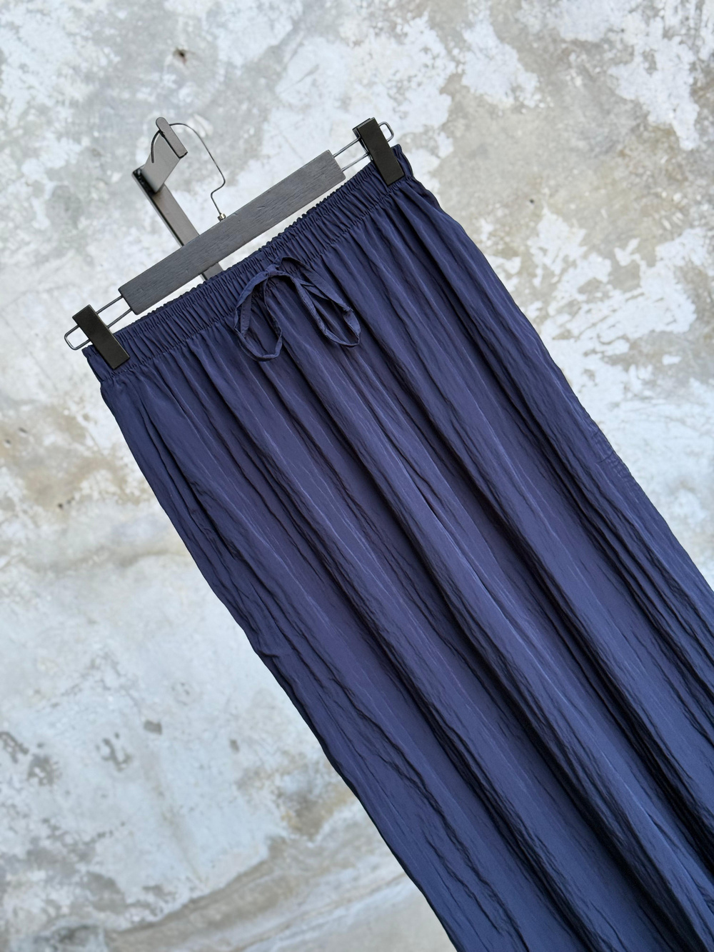 Belden Bağlama Detaylı Kırışık Pantolon (Lacivert)