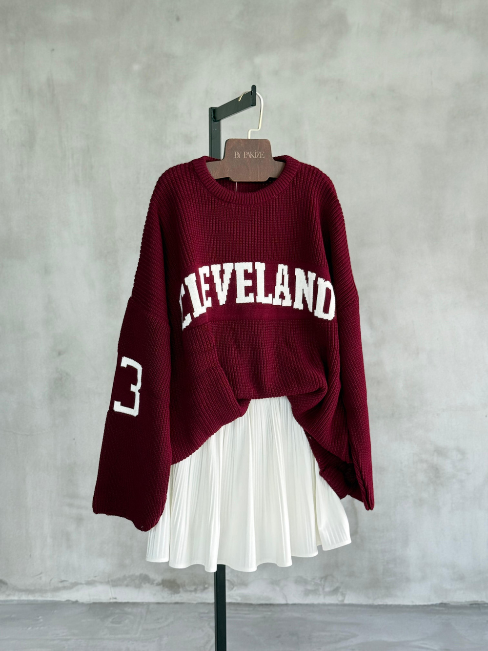 Bisiklet Yaka Yazı Baskı Detaylı Oversize Kazak (Bordo)