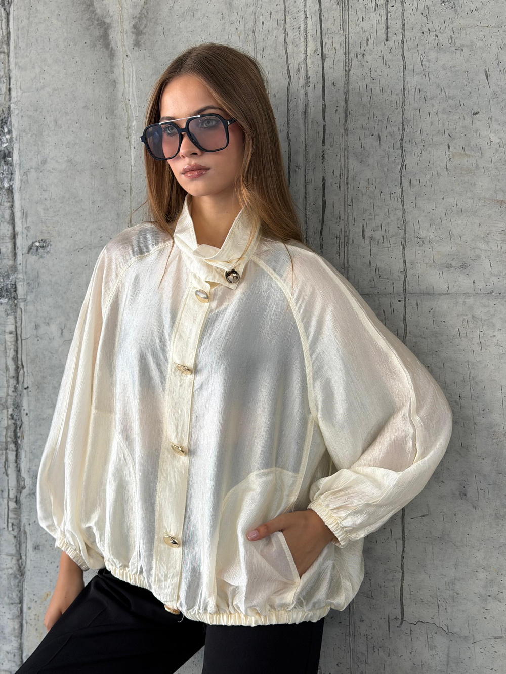 Gold Düğmeli Premium Bomber Ceket (Beyaz)