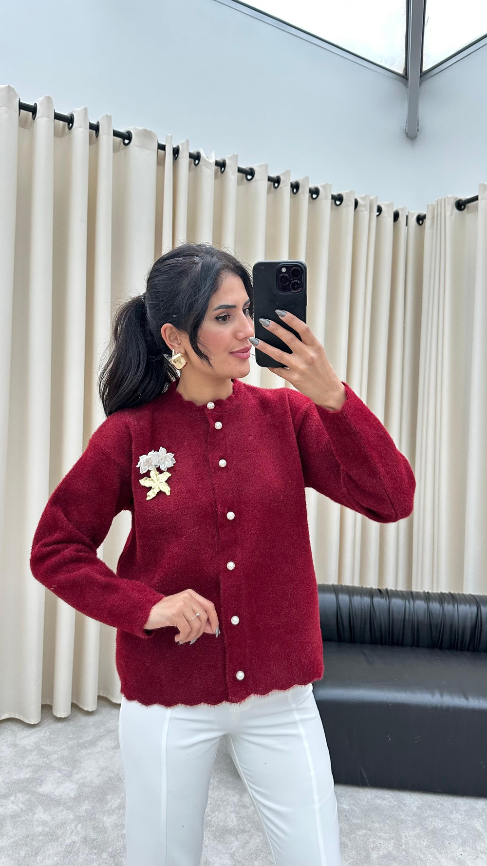 Broş Detaylı İnci Düğmeli Angora Hırka (Bordo)