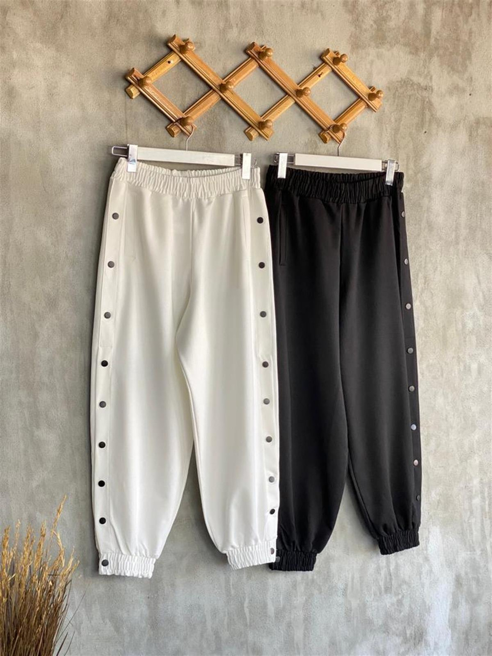 Çıtçıt Yırtmaçlı Salaş Pantolon (Beyaz)