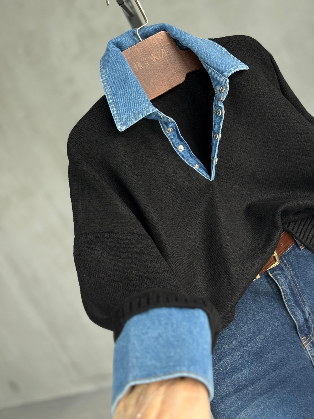 Denim Yakalı Yumoş Kazak (Mavi)