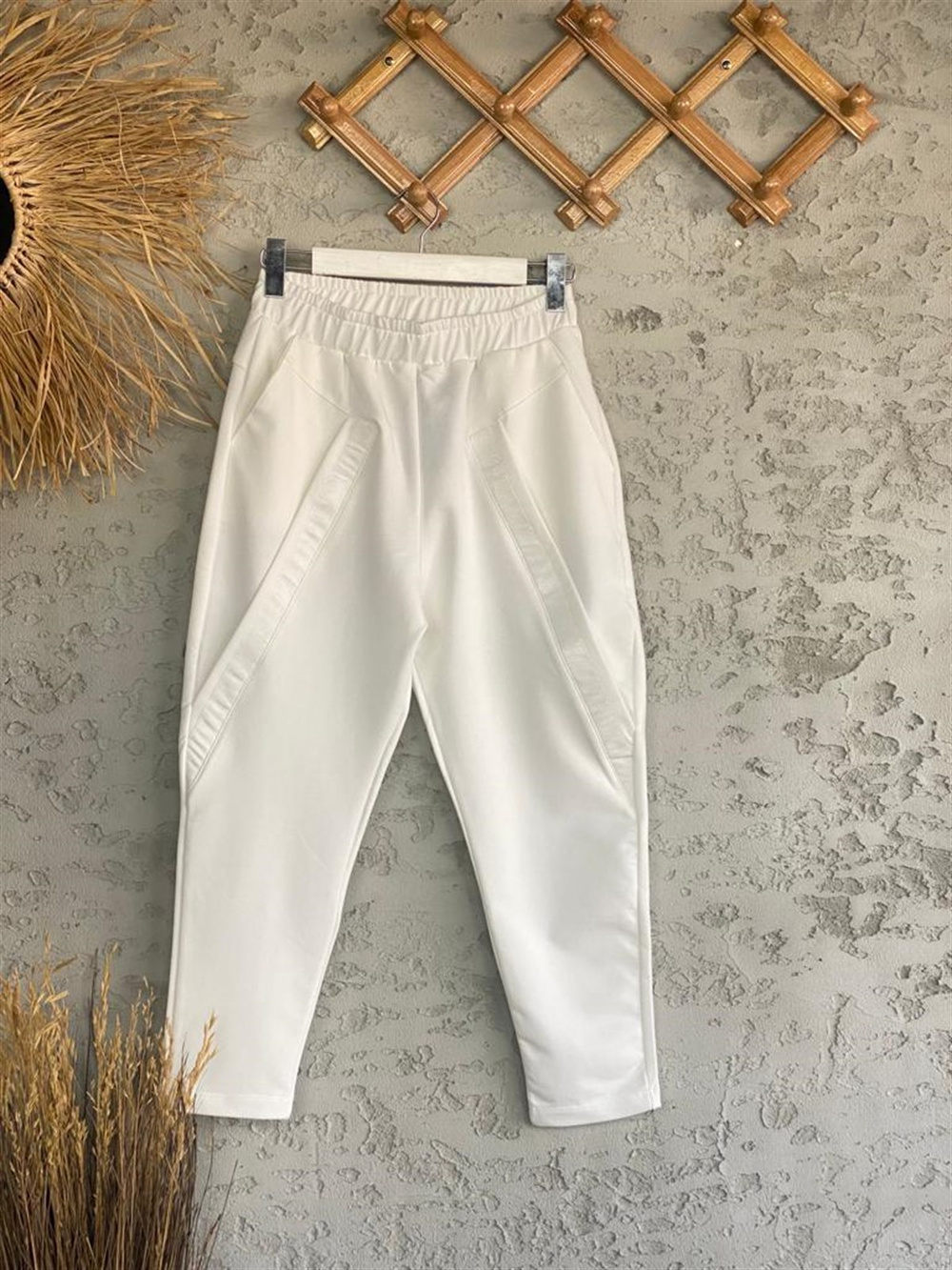Garnili Tasarım Model Cepli Pantolon (Beyaz)
