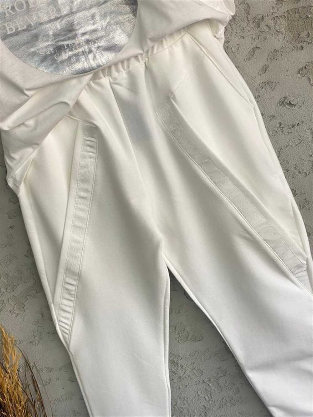 Garnili Tasarım Model Cepli Pantolon (Beyaz)