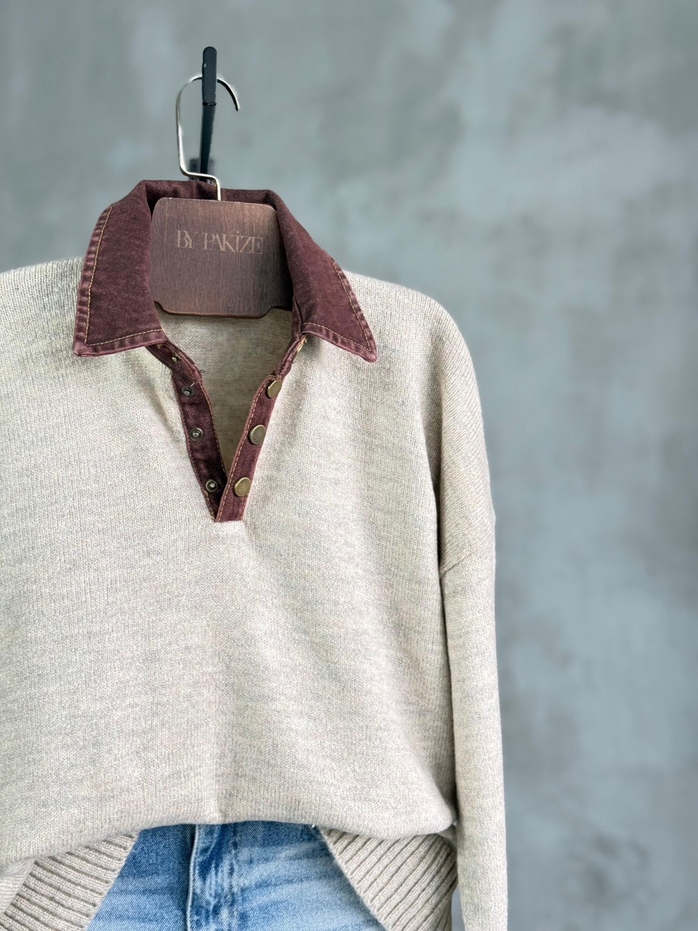 Kahve Denim Yakalı Yumoş Kazak (Taş)