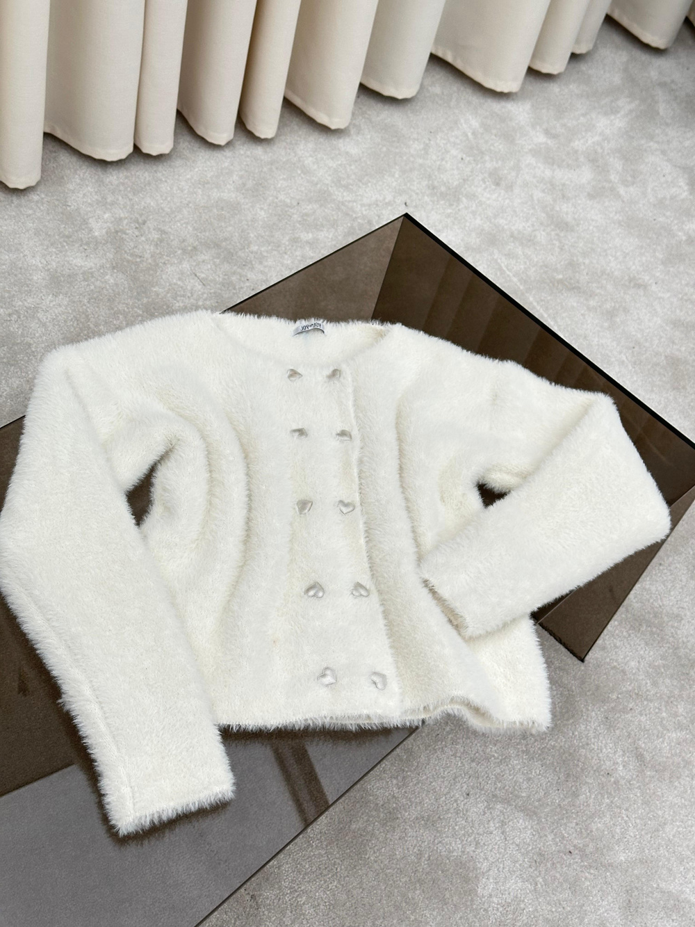 Kalp Düğme Detaylı Angora Hırka (Ekru)