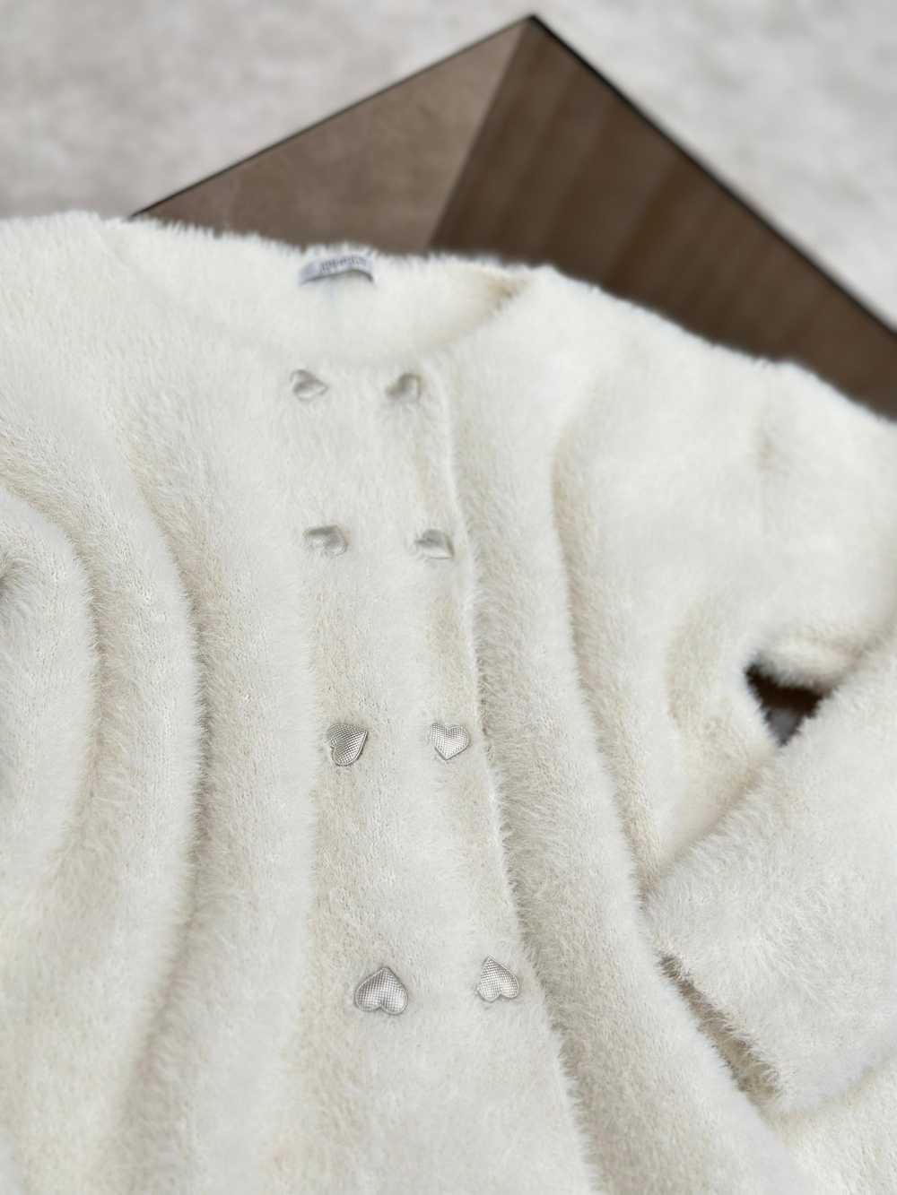 Kalp Düğme Detaylı Angora Hırka (Ekru)