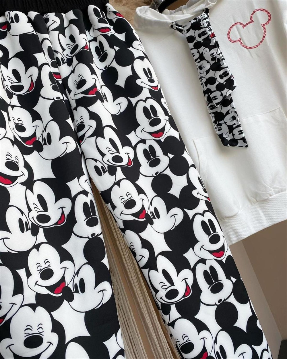 Kapşonlu Mickey Sweat