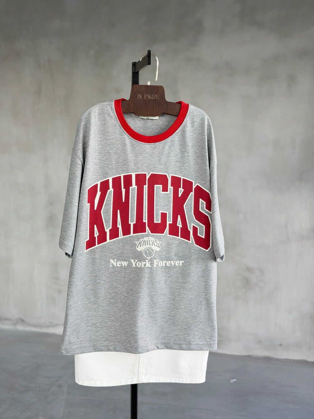 Knicks Baskılı Oversize Tişört (Gri)