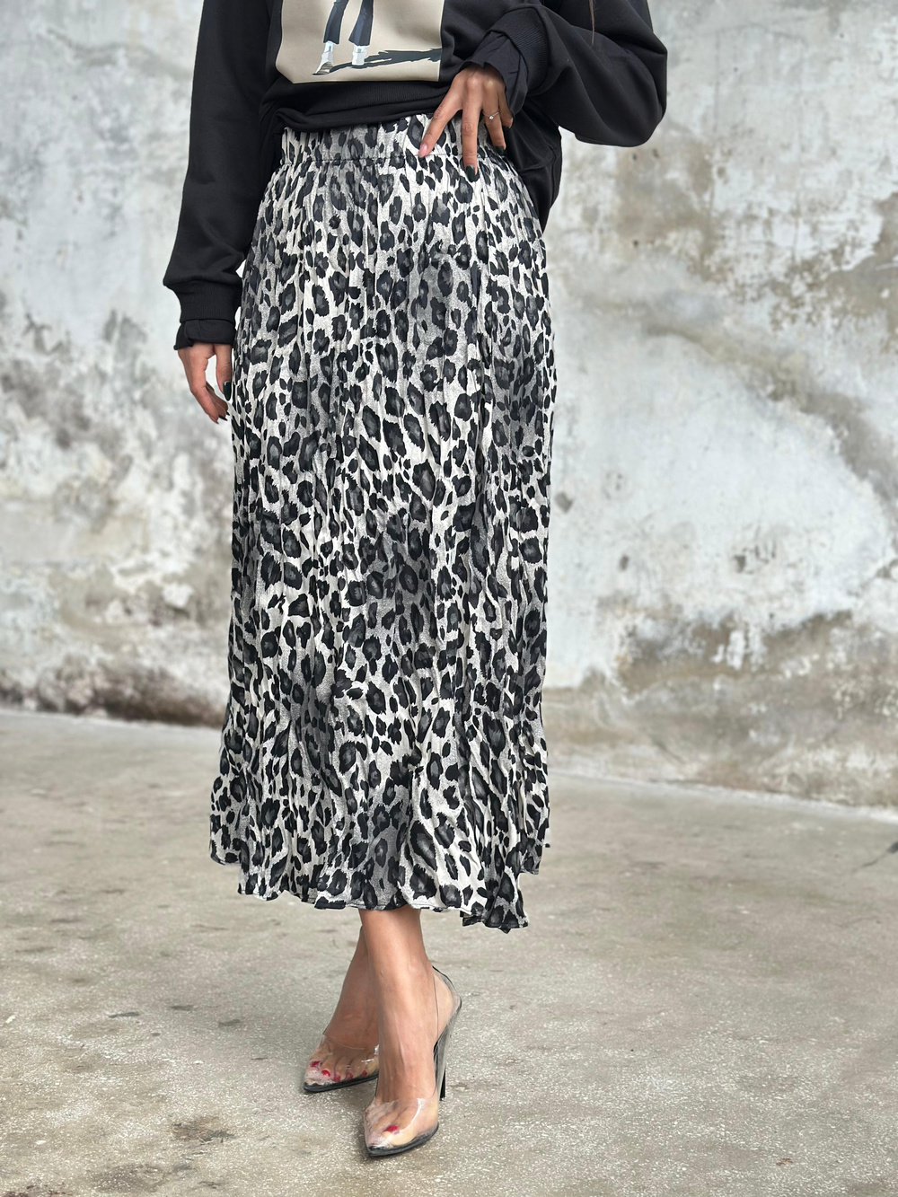 Leopar Desenli Belden Lastikli Etek (Siyah)