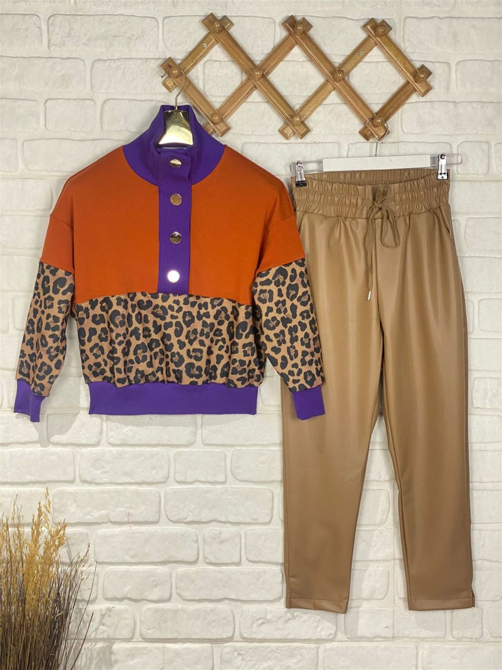 Leopar Desenli Tasarım Sweat (Mor)
