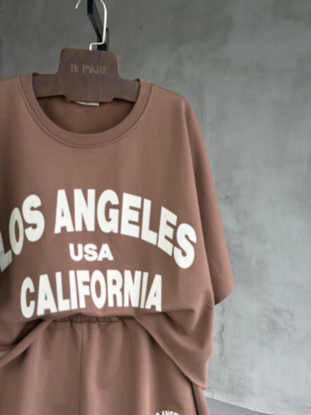 Los Angeles Yazı Baskılı Oversıze Takım (Sütlü Kahve)