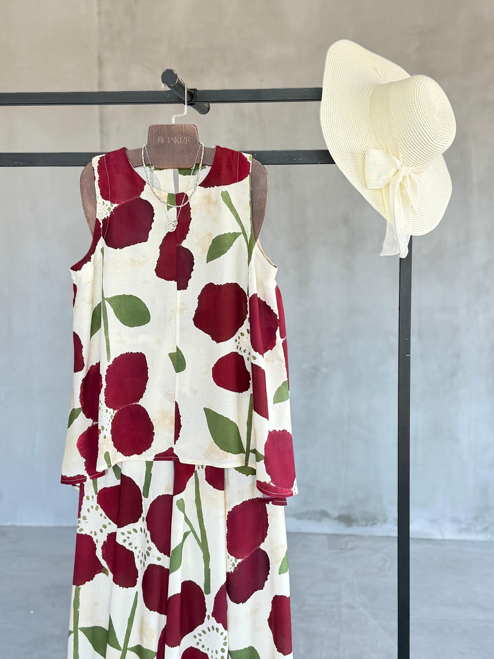 Masalsı Çiçek Desenli Takım (Bordo)