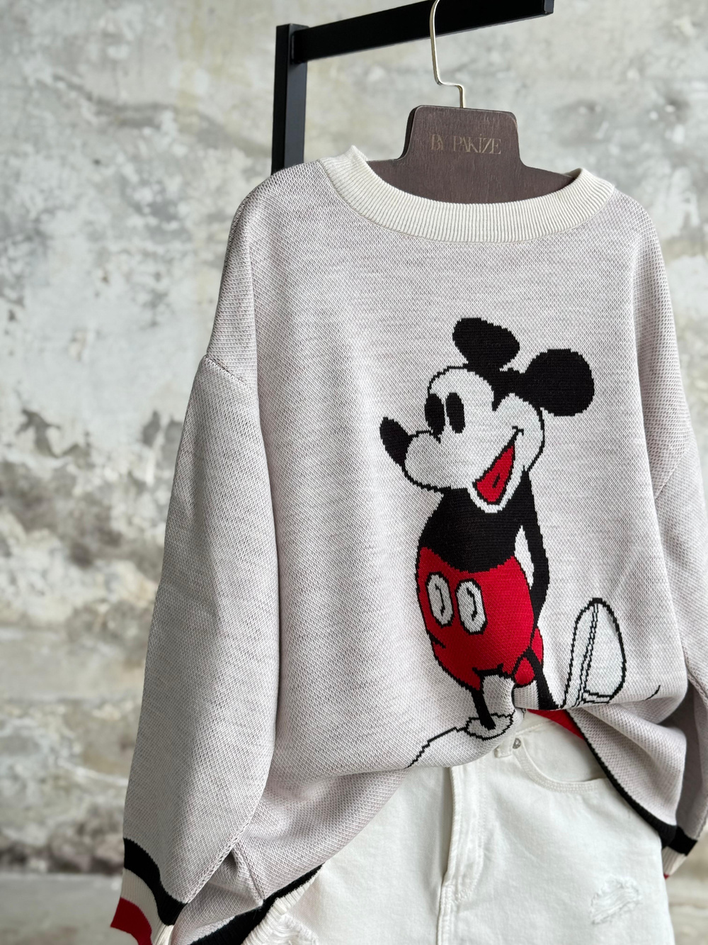 Mickey Mouse Baskılı Oversize Kazak (Ekru)