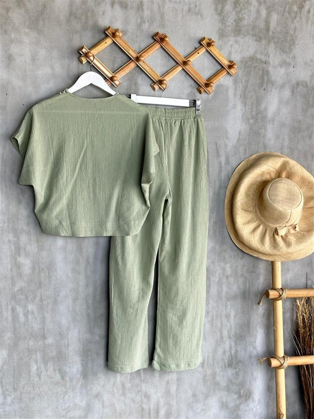 Nakış İşlemeli İkili Takım (Mint)