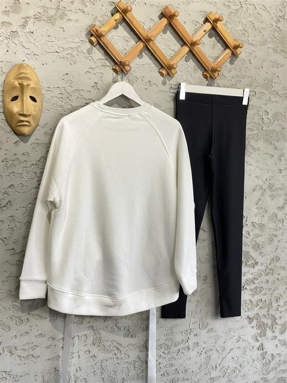 Önü Büzgülü Şardonlu Sweat (Beyaz)