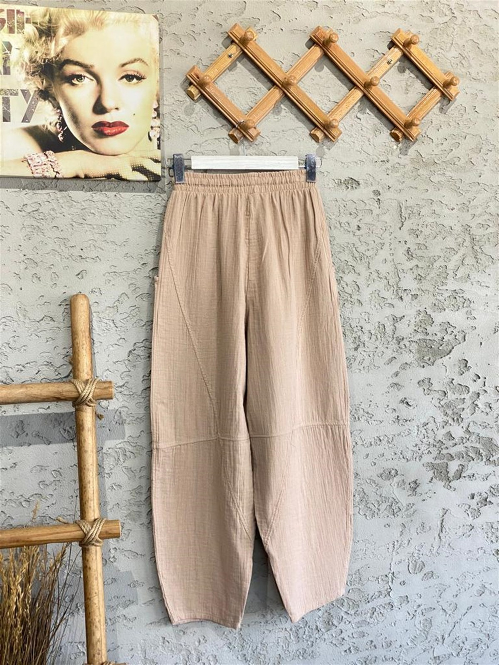 Paça Detaylı Bol Kesim Cepli Pantolon (Taş)
