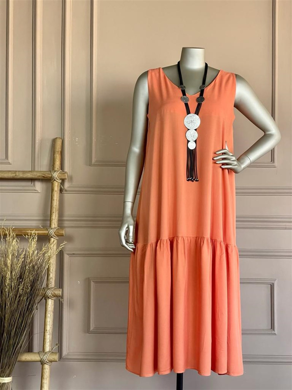 Sırt Detaylı Salaş Model Elbise (Oranj)