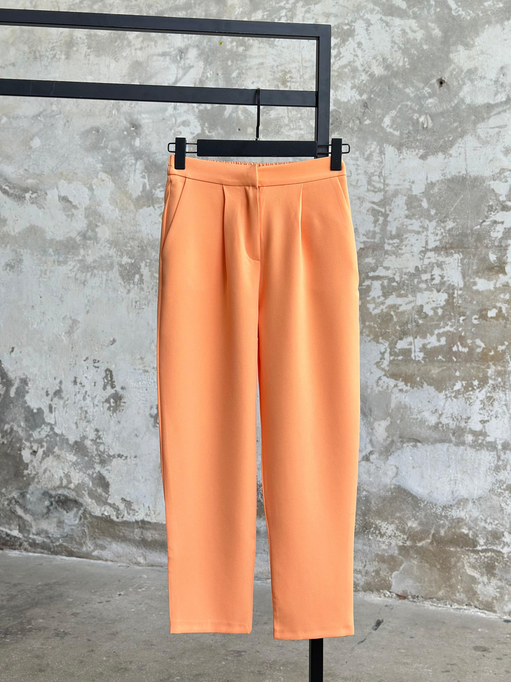 Sırt Lastik Detaylı Havuç Model Pantolon (Oranj)
