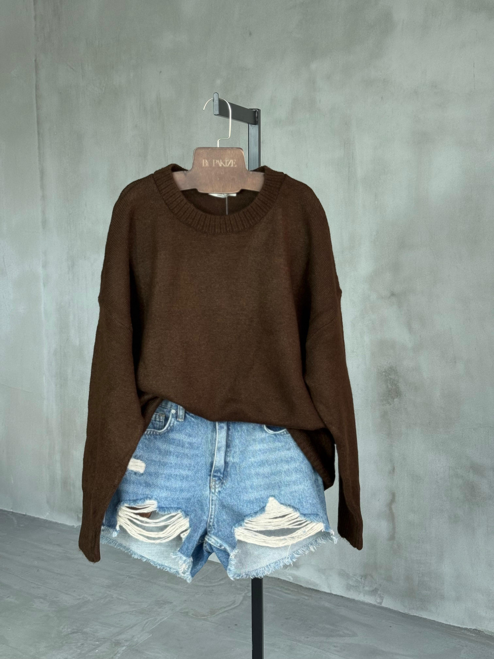 Sırt Yazı Detaylı Oversize Yumoş Tunik (Kahverengi)