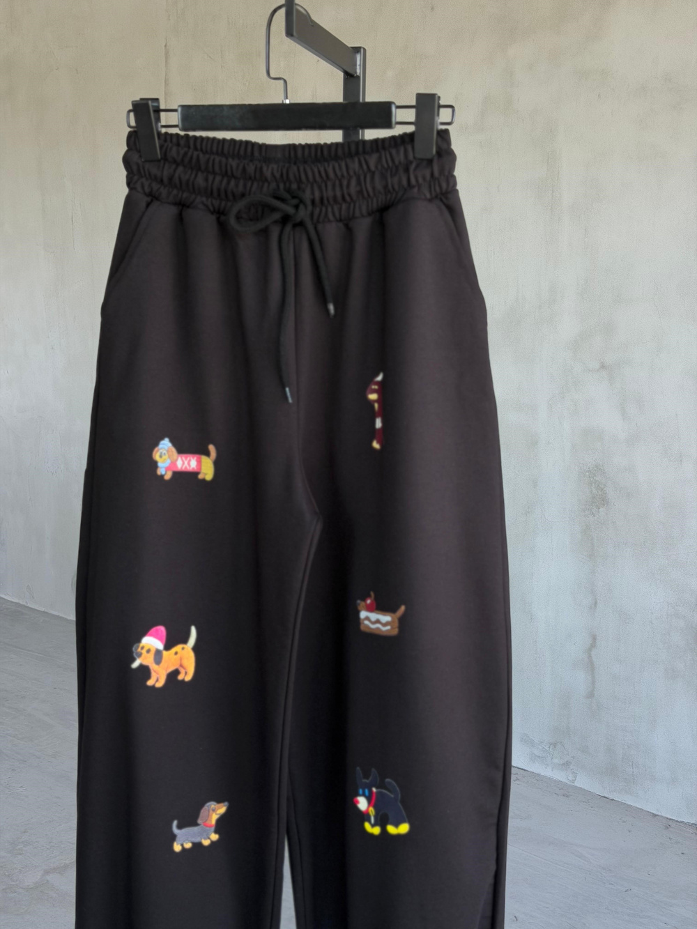 Tasarım Köpek Desenli Premium Pantolon (Siyah)